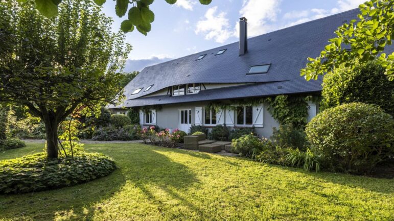 Réfection complète d'une toiture en ardoise avec intégration de lucarnes à Perriers-sur-Andelle.