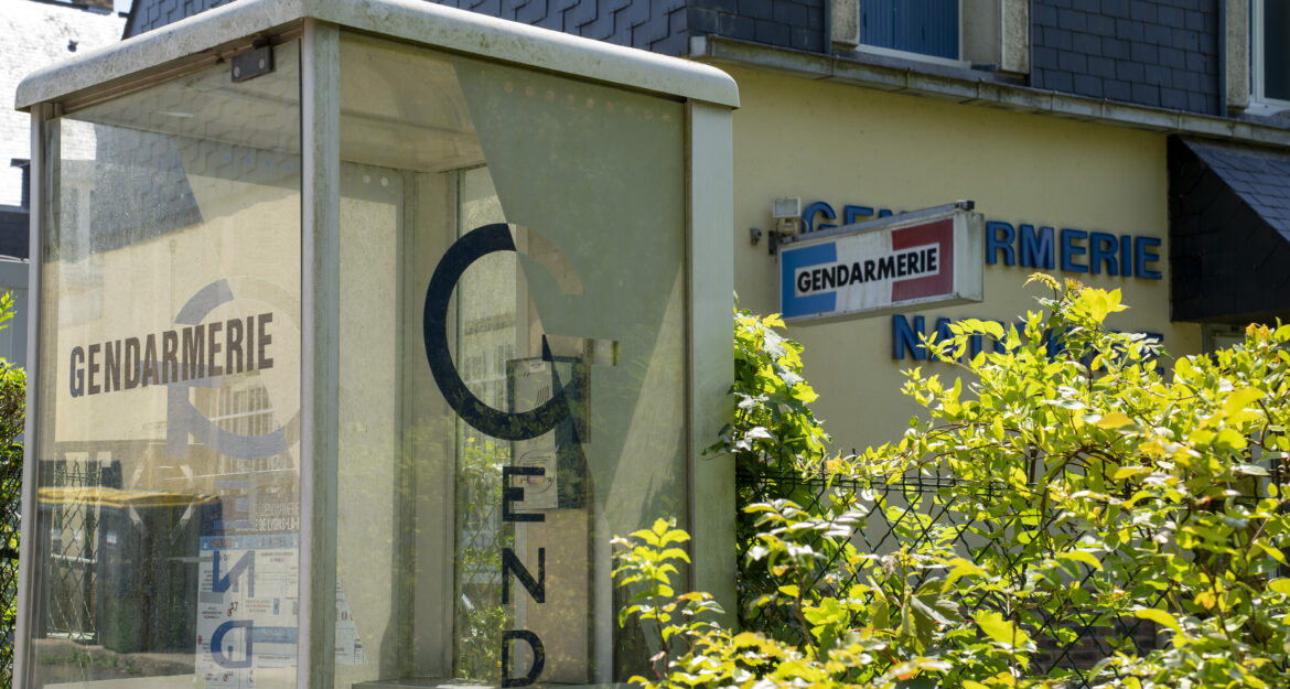 Photo de la façade de la brigade de gendarmerie de Lyons-la-Forêt